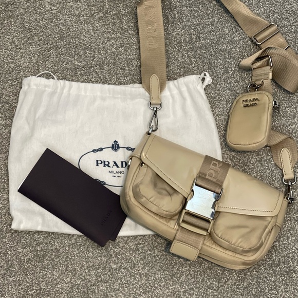 Prada bag - Picture 2 of 3